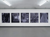 ÜBER NACHT Ausstellungsansicht Fotogalerie Wien
