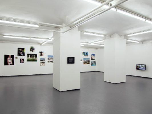 MOBILITÄT I  Ausstellungsansicht Fotogalerie Wien