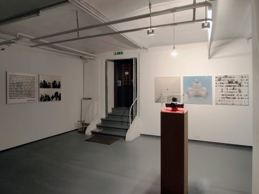 TECHNIK & METHODE I  Ausstellungsansicht Fotogalerie Wien