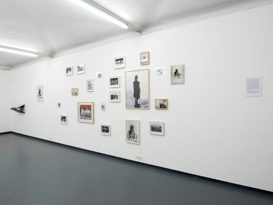 BIOGRAPHIE II Ausstellungsansicht Fotogalerie Wien