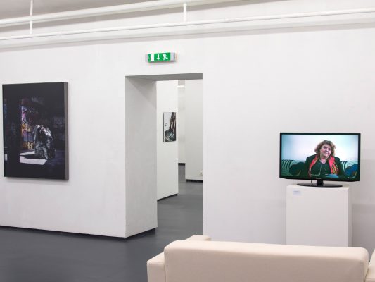 ANEIGNUNG II Ausstellungsansicht Fotogalerie Wien