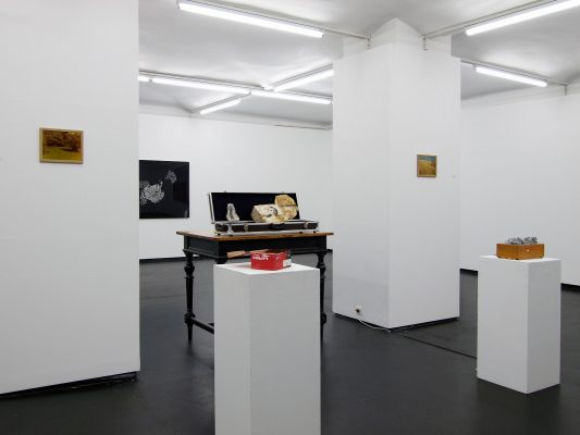 REISEN  Ausstellungsansicht Fotogalerie Wien