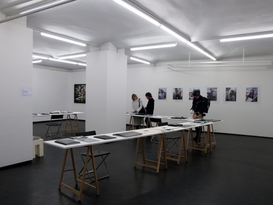 WAZZUP Ausstellungsansicht Fotogalerie Wien 