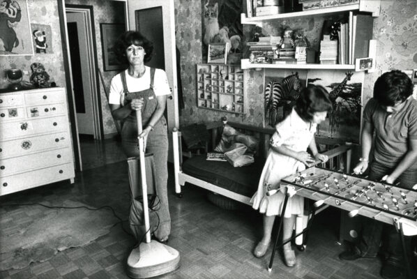 Liliana Barchiesi, "Le Casalinghe", 1979