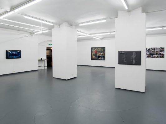 MOBILITÄT III Ausstellungsansicht Fotogalerie Wien