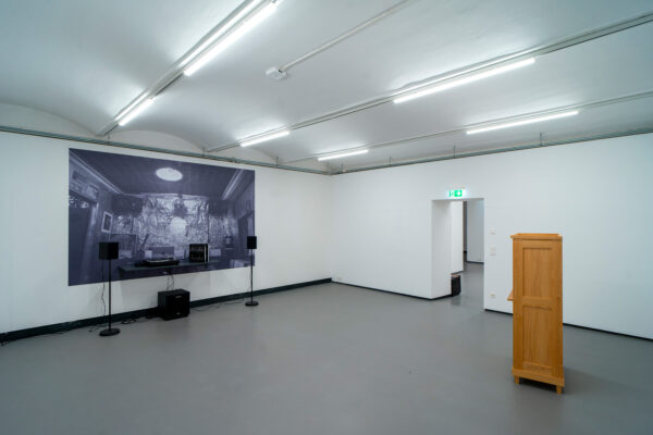 NARRATIVE I - Ausstellungsansicht Fotogalerie Wien