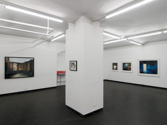 DEKONSTRUKTIONEN Ausstellungsansicht Fotogalerie Wien 