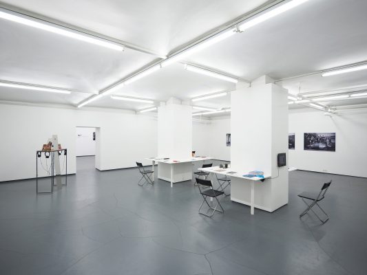 TEXT UND BILD II  Ausstellungsansicht Fotogalerie Wien