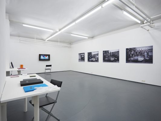 TEXT UND BILD II  Ausstellungsansicht Fotogalerie Wien