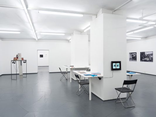 TEXT UND BILD II  Ausstellungsansicht Fotogalerie Wien