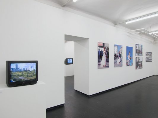 PERFORMANCE III Ausstellungsansicht Fotogalerie Wien