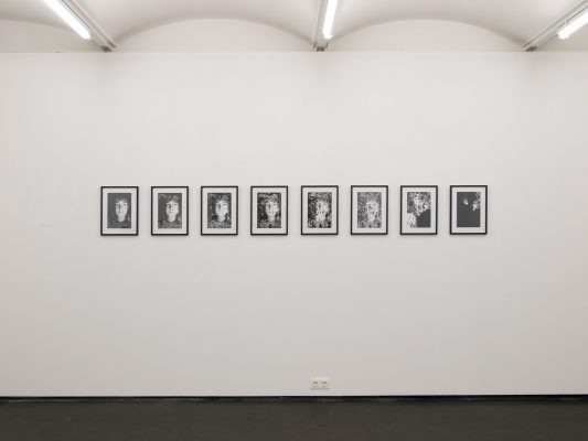 LIEBE III  Ausstellungsansicht Fotogalerie Wien 