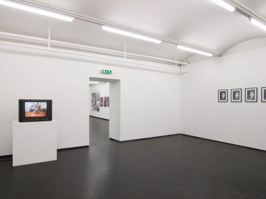 LIEBE III  Ausstellungsansicht Fotogalerie Wien 