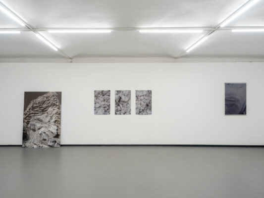 VERLORENE FORM - Ausstellungsansicht Fotogalerie Wien