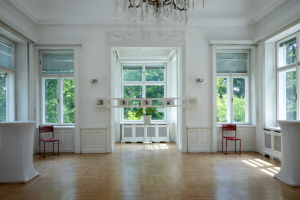 Ausstellungsansicht im Italienisches Kulturinstitut Wien