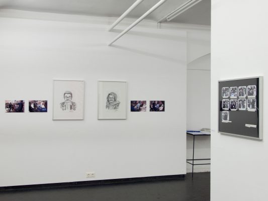 IDENTITÄT II  Ausstellungsansicht Fotogalerie Wien