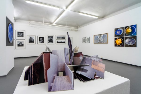 PAS DE DEUX Ausstellungsansicht Fotogalerie Wien